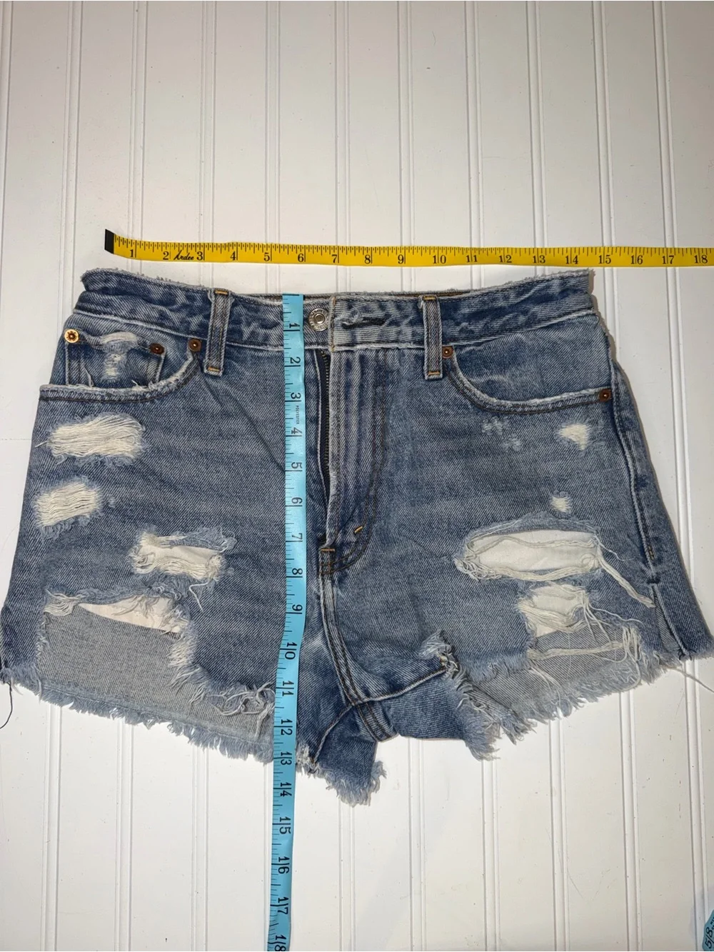 Abercrombie & Fitch Annie High Rise Denim Jean Shorts size 4R/27 Raw Hem